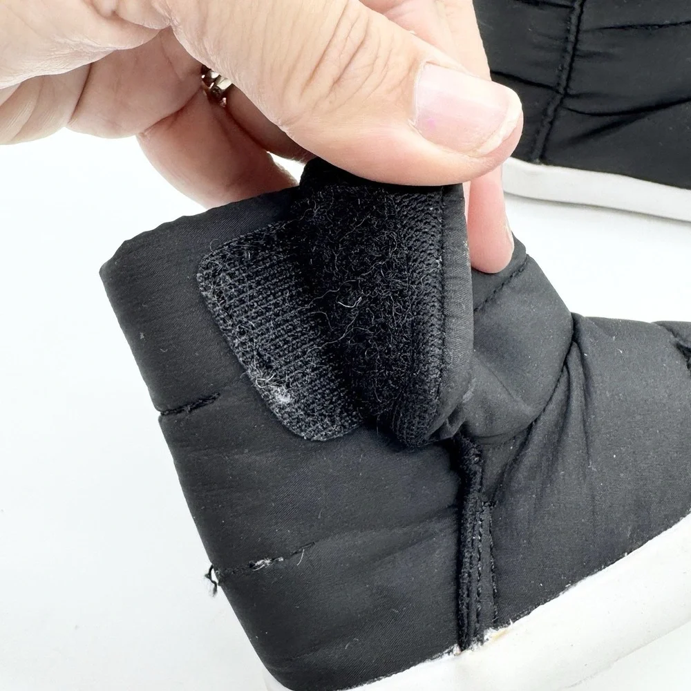 NATIVE Chamonix Quilted‎ Outdoor Baby Boots Jiffy Black/Shell White Sz 1 (Baby)